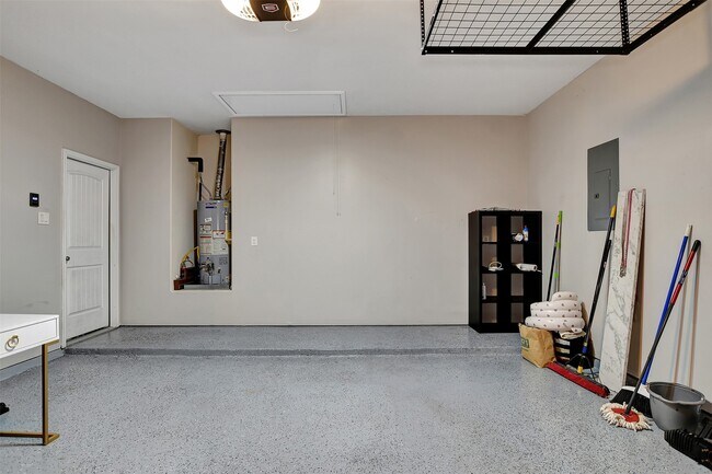 Building Photo - 23814 Scotsman Dr