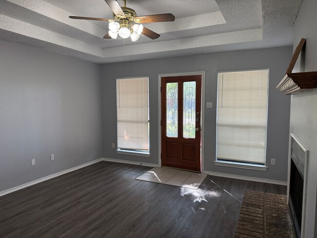 Photo - 117 Solon Rd