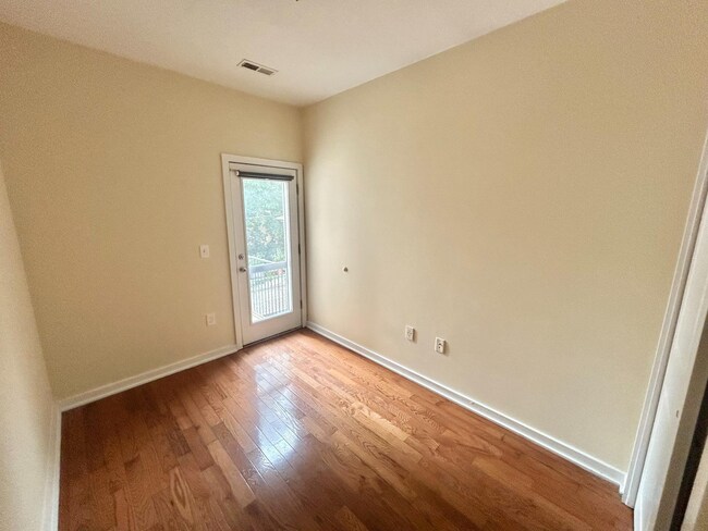 Photo - 332 N 41st St Unit 2