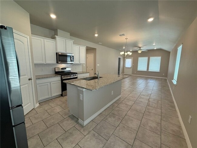 Photo - 7637 Bullrider Dr