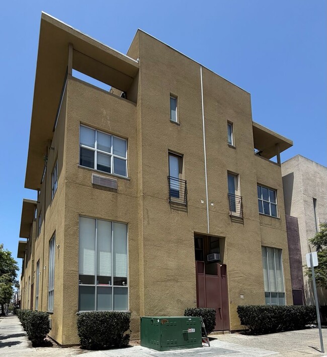 Building Photo - Urban Loft Living at Moto Villas | Downtown San Diego's Best Kept Secret Unit 24