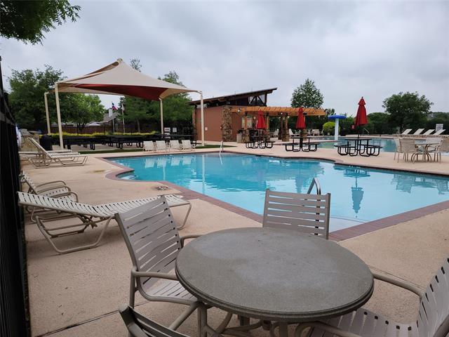 Photo - 1332 Pepperidge Ln