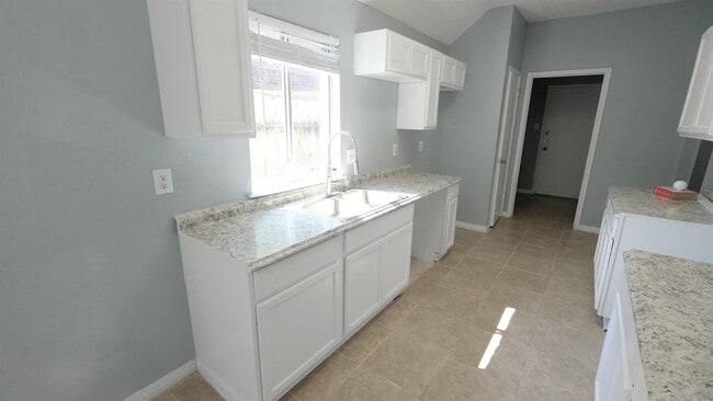 Photo - 1203 Beckwood Cir