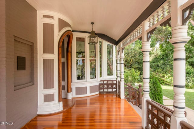 Photo - 851 Lyndon St