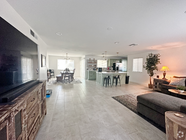 Building Photo - 11832 N Balboa Dr Rental