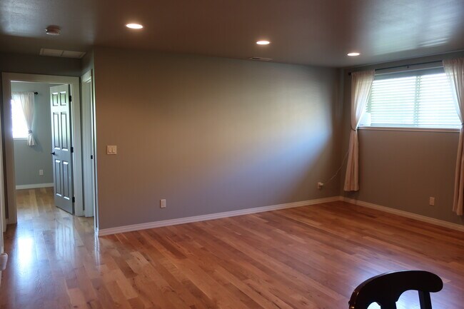 17 Cloud Nine Ln Unit B