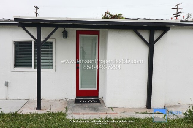 Building Photo - Modern Studio W/ patio Rental