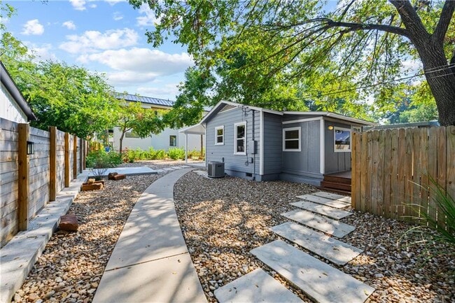 Photo - 1700 Cullen Ave