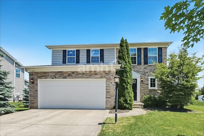 Building Photo - 317 Evergreen Cir
