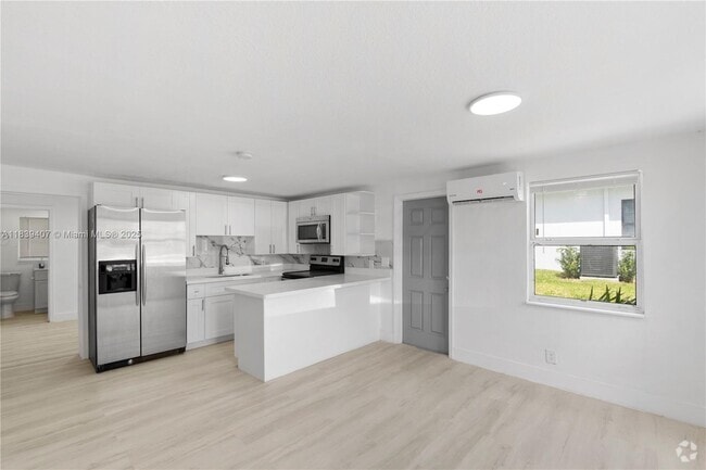 Building Photo - 607 SW 3rd St Rental