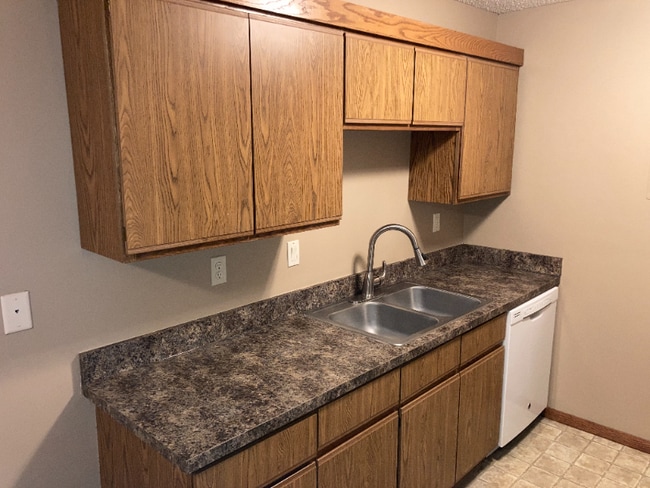 Photo - 5100 Emerald Dr Unit 24