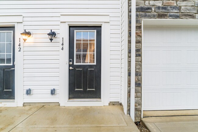 Photo - 144 Dusky Willow Dr