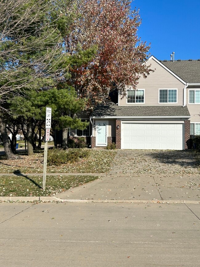 Building Photo - 7425 Wistful Vista Dr Rental