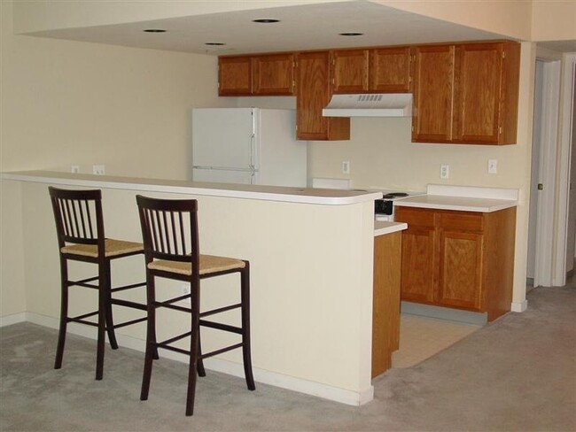 First Floor Condo Minutes from CSU! - First Floor Condo Minutes from CSU!