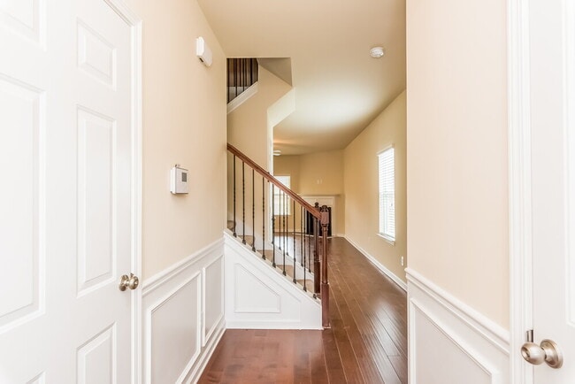 Photo - 803 Kite Way