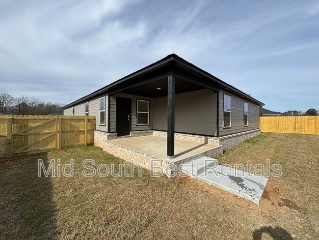 Photo - 6428 Newark Dr