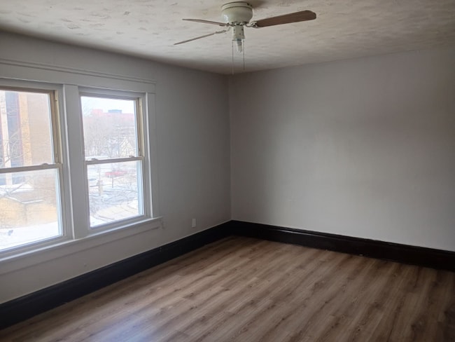 Building Photo - 55 Cotter Ave