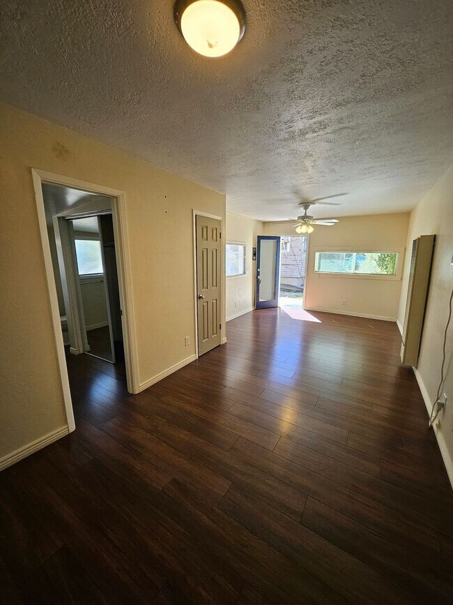 Photo - 911 Fruit Ave NW Unit 911 - C