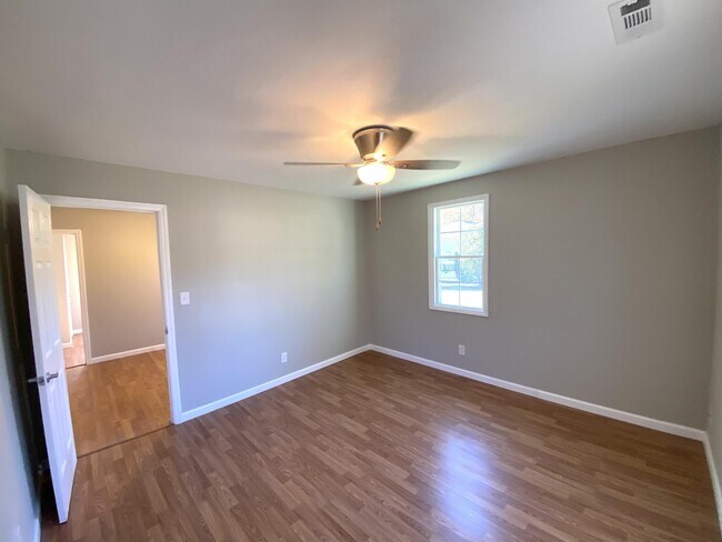 Photo - 101 Hickory Ave