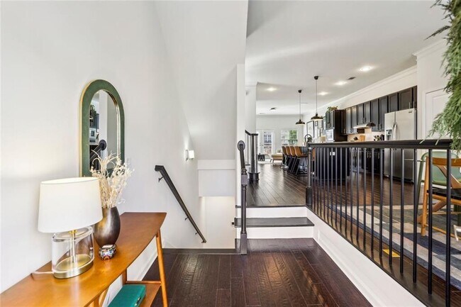 Photo - 745 Fountainhead Ln NE