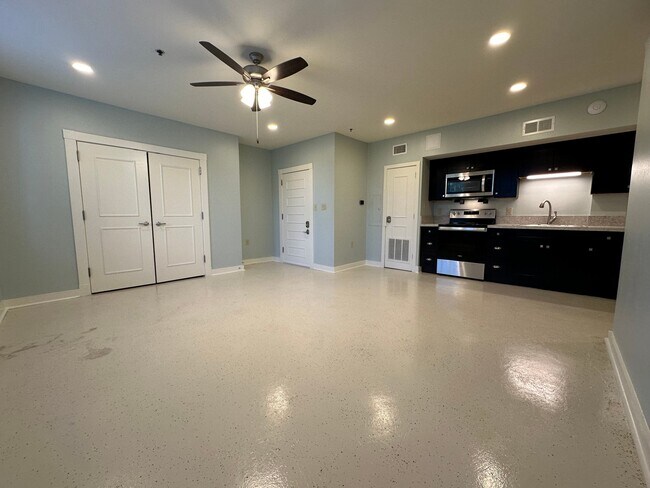 Photo - 715 Sherman St Unit 20