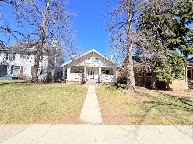 Building Photo - 921 4th Ave N Unit 921 1/2