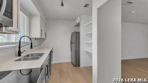 Photo - 258 Antrim Dr