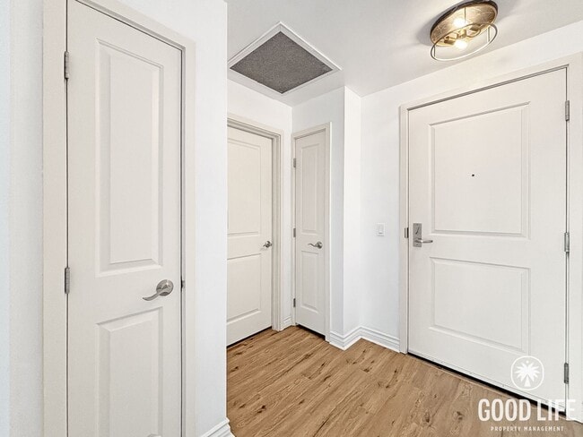 Photo - Gorgeous Studio W/ W/D, A/C, Balcony, Rooftop Deck, Gym, Jacuzzi with City views!! Unidad 608