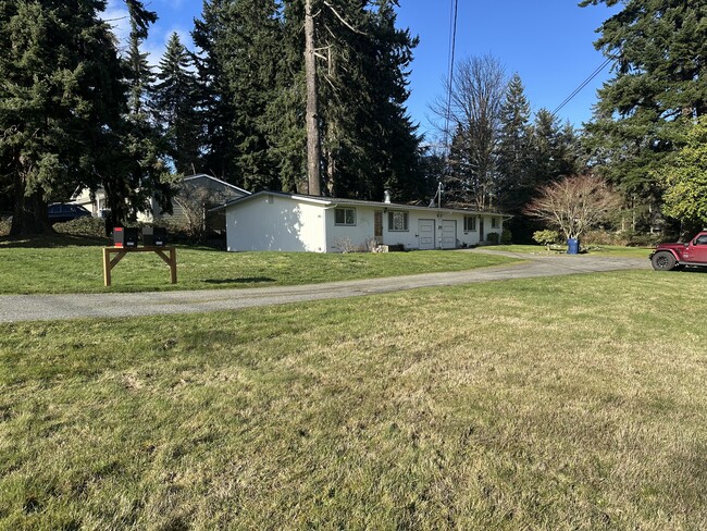 Building Photo - 2427 Gibson Rd