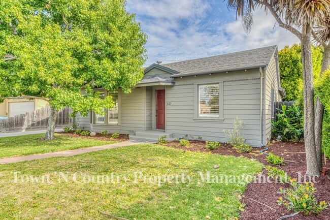 Building Photo - Charming 2BR/1BA Home in South Salinas!