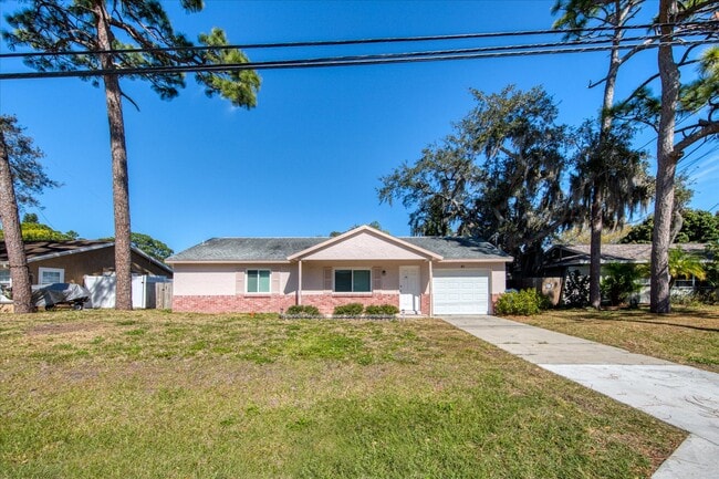 Photo - 61 Lake Shore Dr