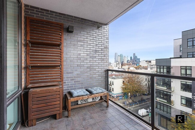 Photo - 1059 Manhattan Ave Unit 6A