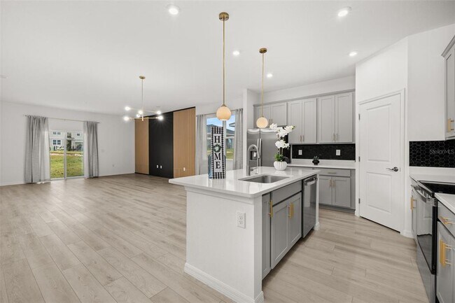 Photo - 1335 Normandy Dr