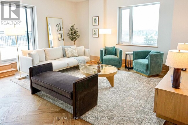 Photo - 1050 Canadian Shield Ave Unit 208
