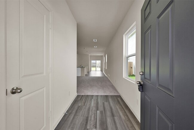 Photo - 583 Firemoon St