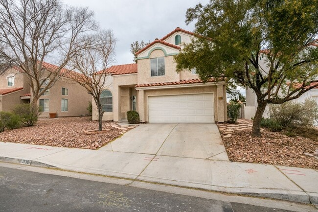 Photo - Beautiful 4-bedroom, 2.5-bath home in the highly desirable Green Valley/Henderson area!