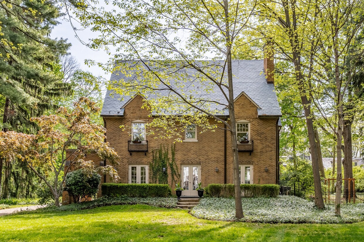 Photo - 4151 N Pennsylvania St (Indianapolis, IN)