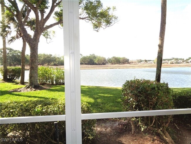 Building Photo - 6260 Bellerive Ave Unit 4