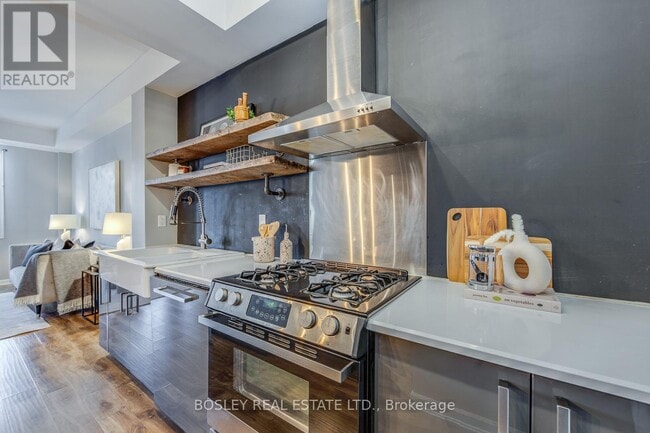 Photo - 500 Richmond St W Unit 319