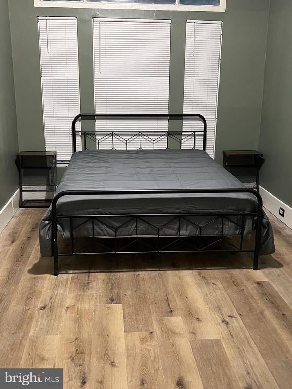 Photo - 1402 Poplar Grove St