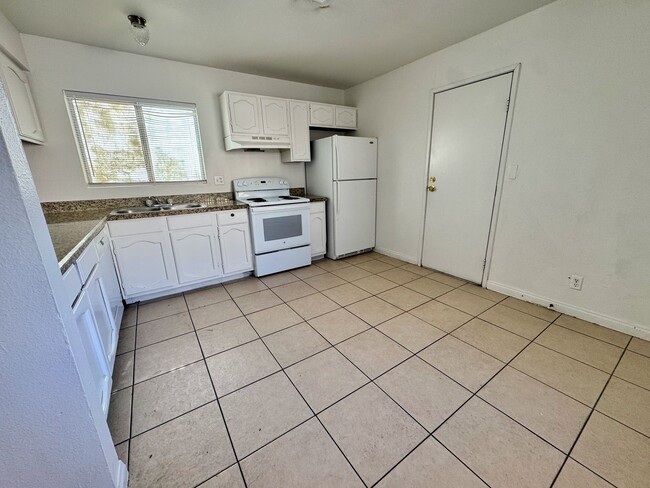 Photo - Single-story 1 bedroom unit available for ...