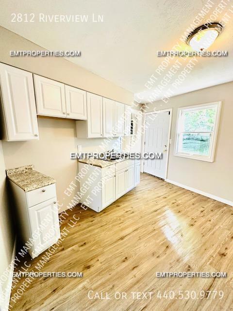 Photo - 2812 Riverview Ln