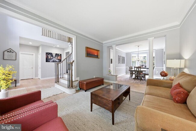 Photo - 3852 Glasgow Way