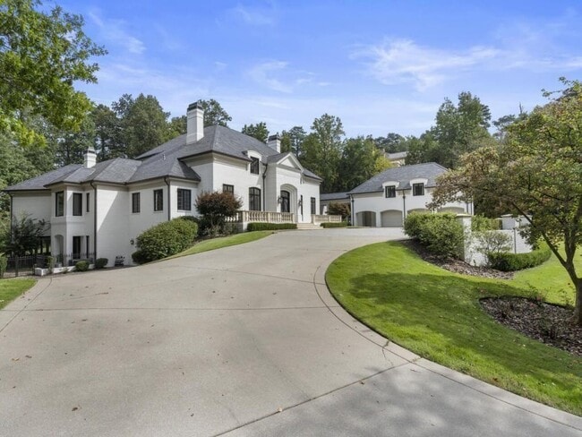 Building Photo - 997 Davis Dr NW