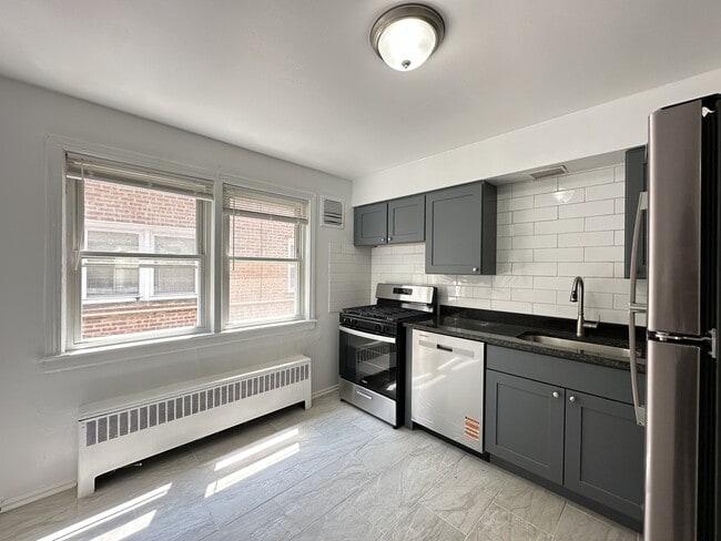 Photo - 6727 N California Ave Unit W2