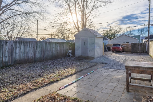 Photo - 524 Warnock St