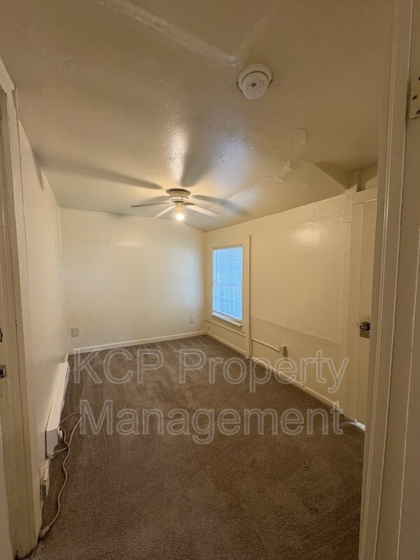 Photo - 1700 S T St