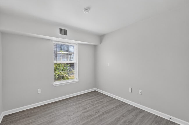 Argyle Avenue Apartments