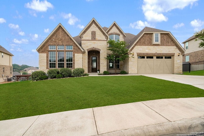 Sprawling 5-Bedroom Haven with Scenic View... - Sprawling 5-Bedroom Haven with Scenic View... Apartamento