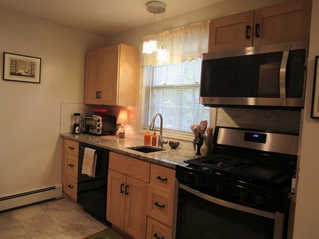 Photo - 1465 Hooksett Rd Unit 108